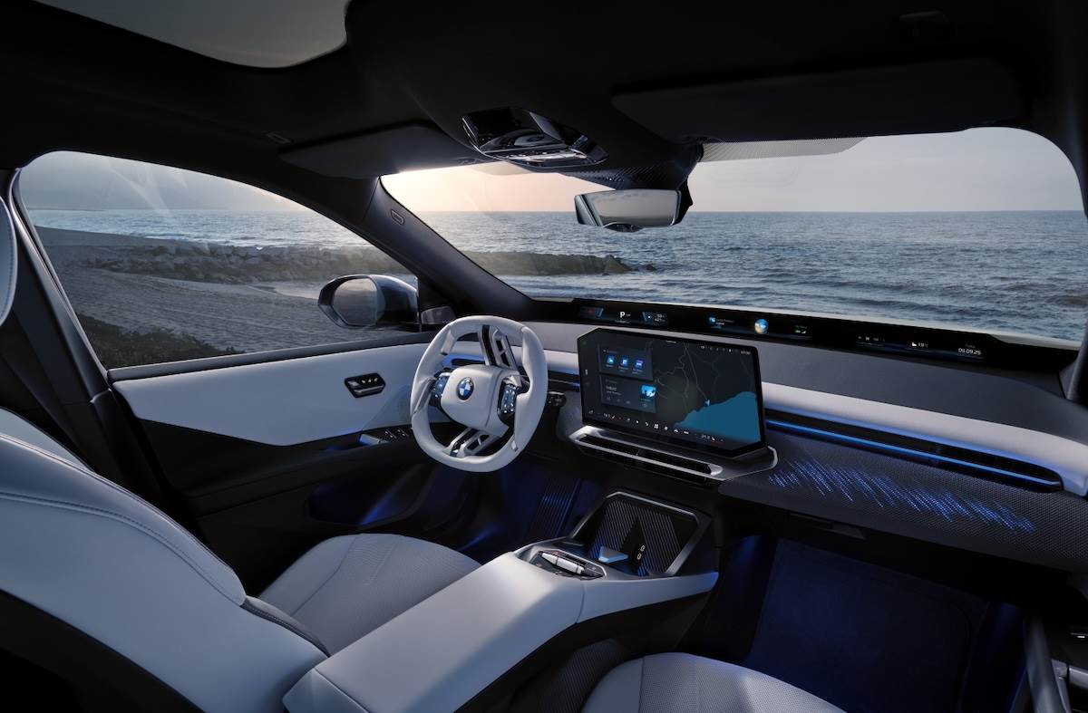 全新iX3車室空間以BMW「駕駛者導向」設計理念為核心，結合Shy Tech隱形科技設計哲學，透過科技與美學的融合，打造新世代超感智慧座艙。（圖／汎德提供）
