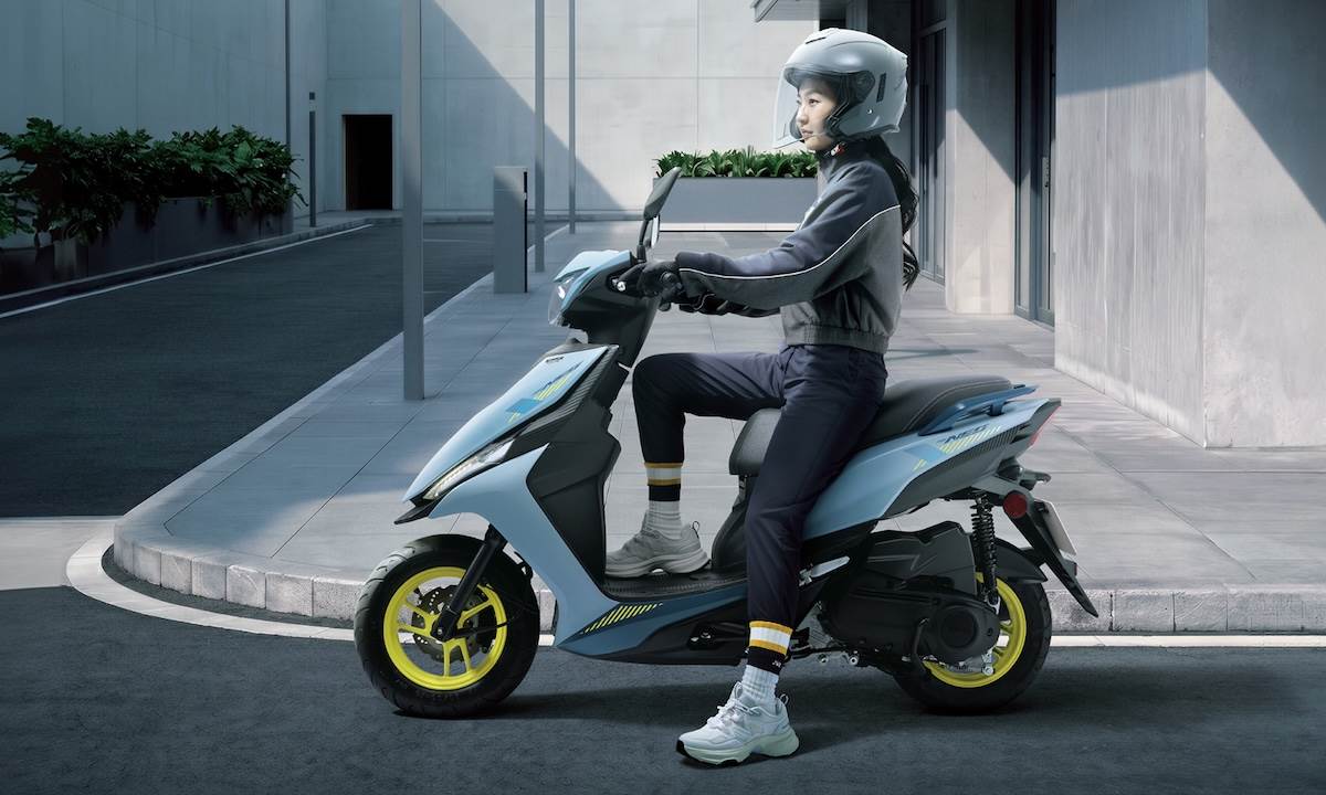 RS NEO擁有88公斤輕量化車架與735mm低座高設定。(圖/台灣山葉提供)