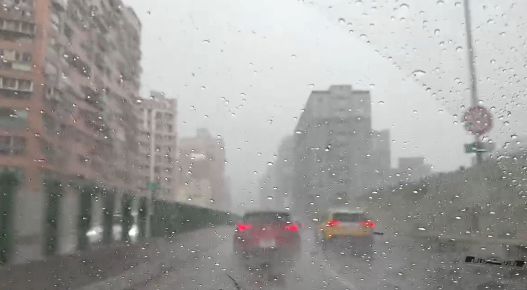 中和大雨1400