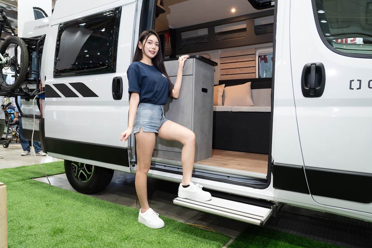 Crosscamp 541定位為運動型露營車，目標族群涵蓋露營、單車、水上休閒與戶外裝備載運等不同使用情境的消費者。（圖／林昱丞攝影）