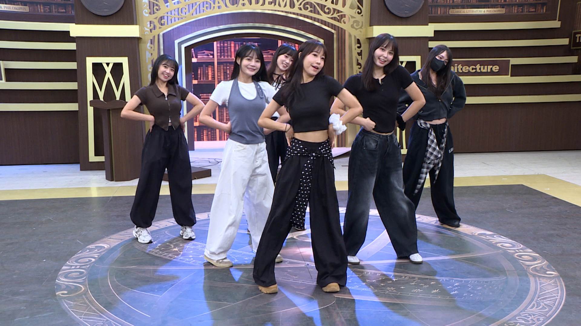 L!GHT GIRLS表示,這次將跳脫以往兒童台姐姐的形象,以六人六色展現不同魅力,希望讓大家看見全新的面貌。(圖/東森新聞)