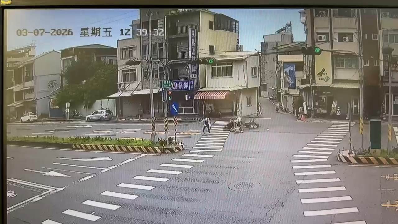 804825870.651257.mp4_snapshot_00.01.369