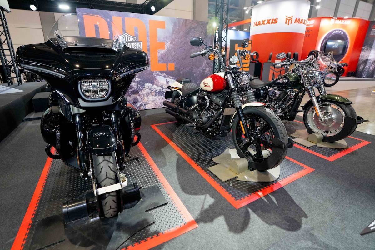 2026年式Street Glide Limited（左）。（圖／太古鼎翰提供）