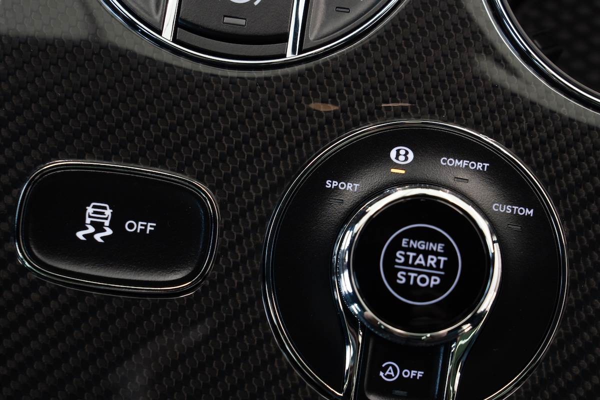 Bentayga Speed成為Bentayga車系首度導入「ESC Dynamic系統」的車款，且若選配碳纖維陶瓷煞車系統並啟動該模式，可支援彈射起步功能。（圖／林昱丞攝影）
