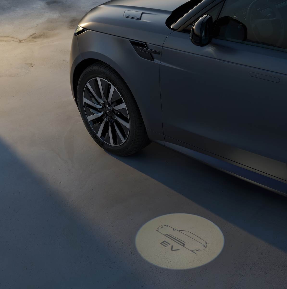 Range Rover Sport Electric。(圖/JLR Taiwan提供)