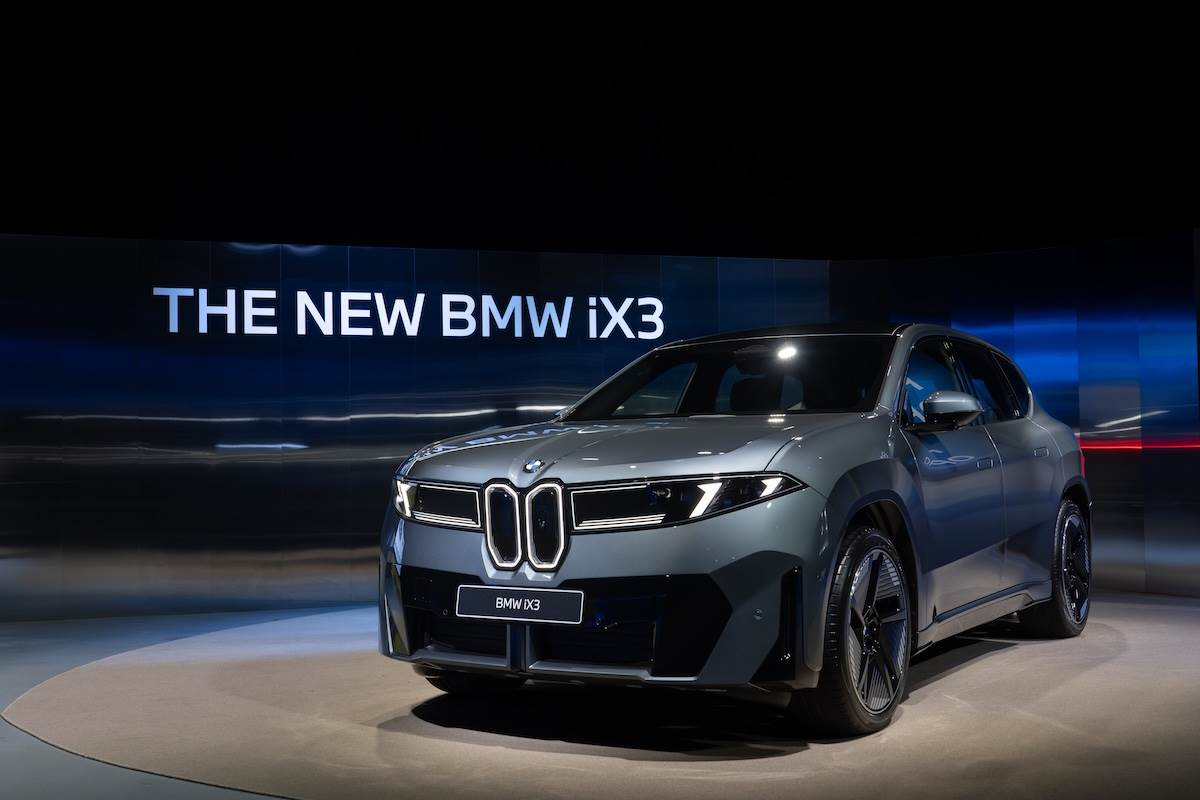 全新iX3車頭的全新造型。(圖/林昱丞攝影)