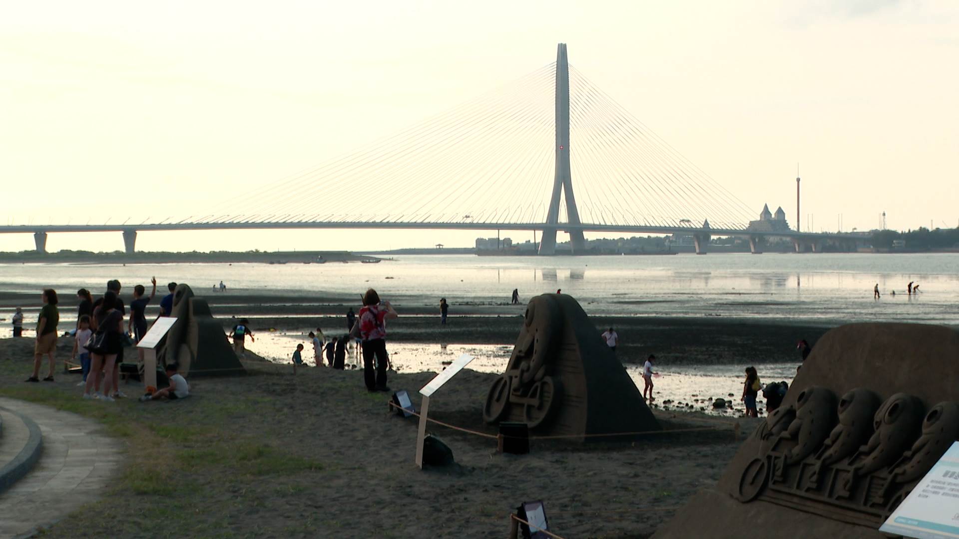 序列 02.00_13_59_05.Still014