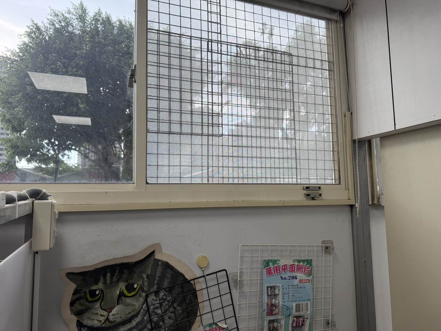 門窗應加裝防護措施防止動物逃逸