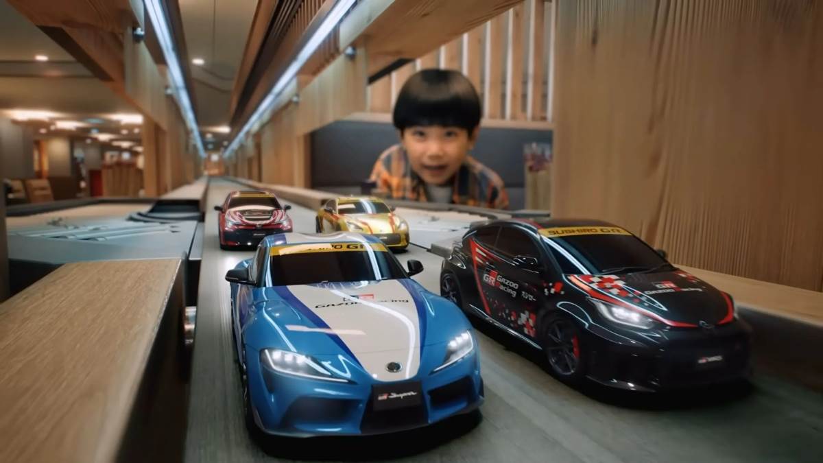 車輛的彩繪塗裝都與壽司做搭配,展現出截然不同的車身色彩。(圖/豐田提供)