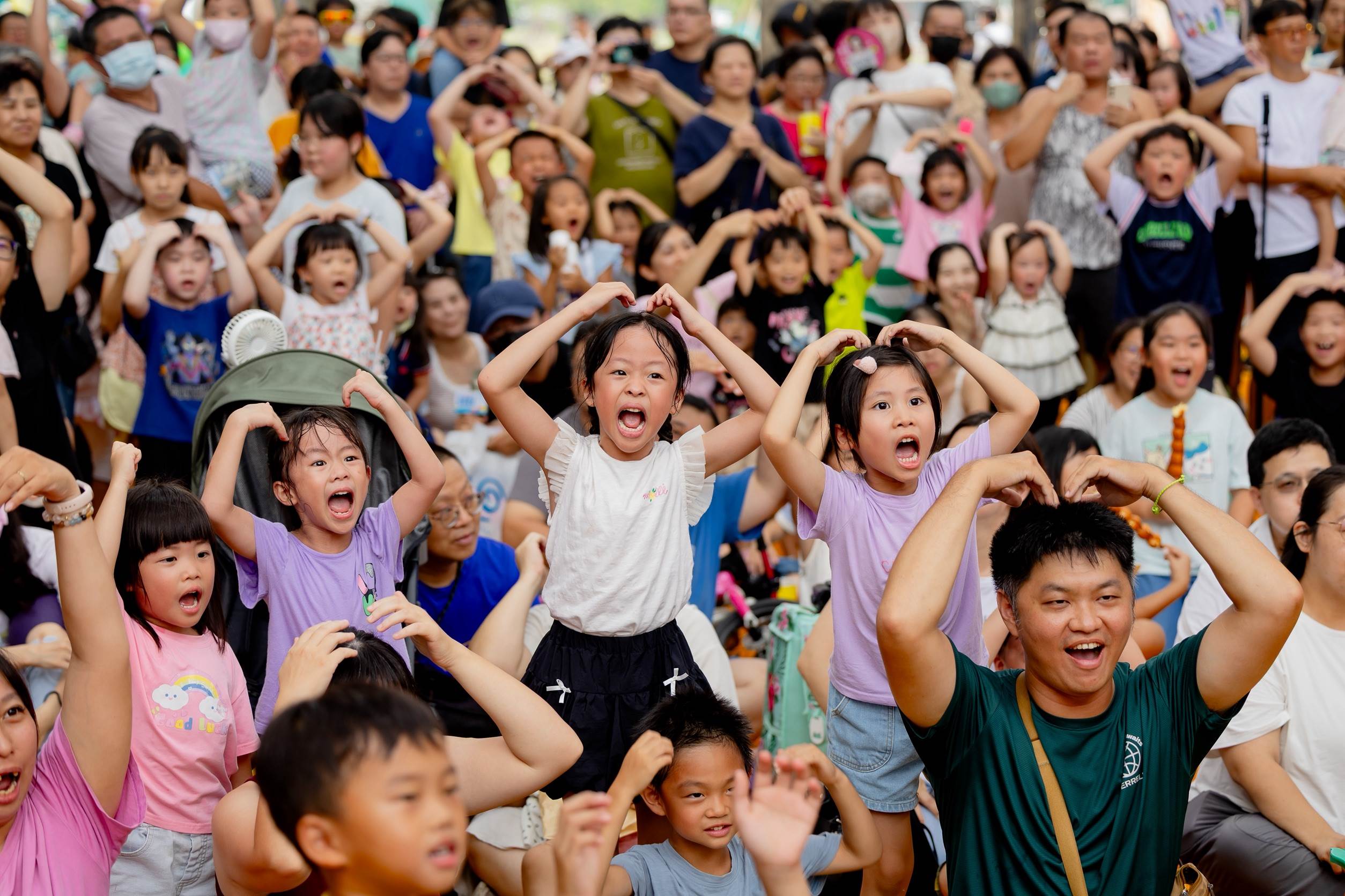 高雄親子遊樂園開幕系列活動人氣夯。(圖/東森新聞)