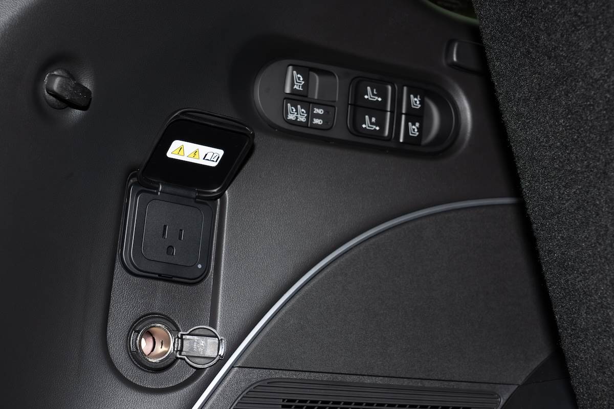 具備Stay Mode與V2L外部供電功能。（圖／林昱丞攝影）