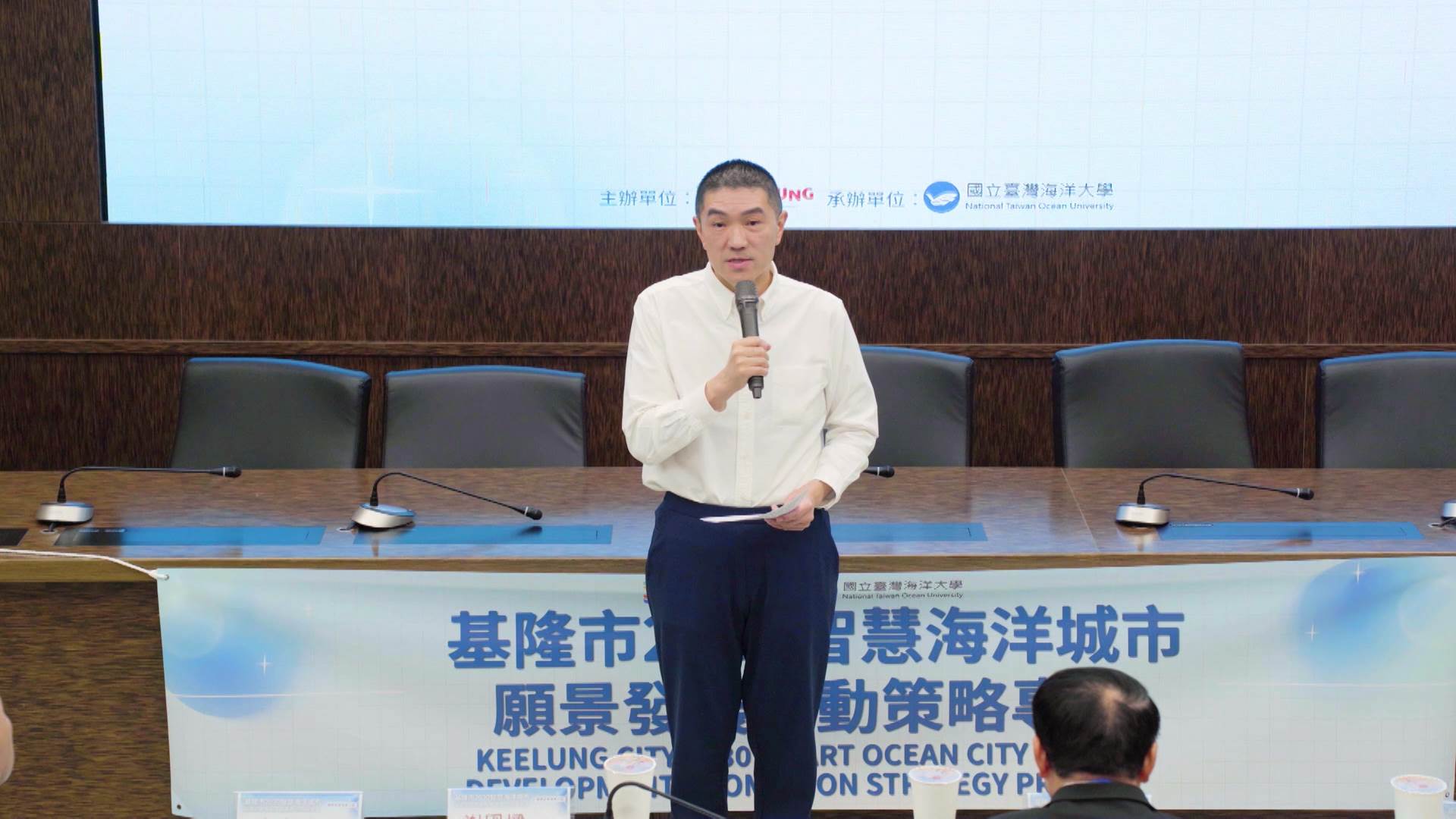 謝國樑表示,未來基礎建設與文化觀光都將以海洋為發展主軸 。(圖/東森新聞)