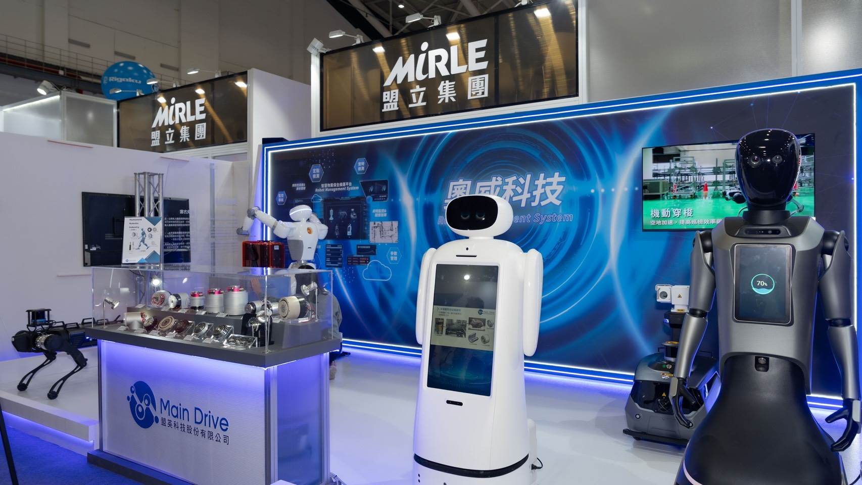奧威科技不只打造機器人,更要建立能串聯載具、系統與服務的應用平台,讓機器人快速落地,成為產業與生活中可信賴的智慧夥伴。(圖/業者提供)