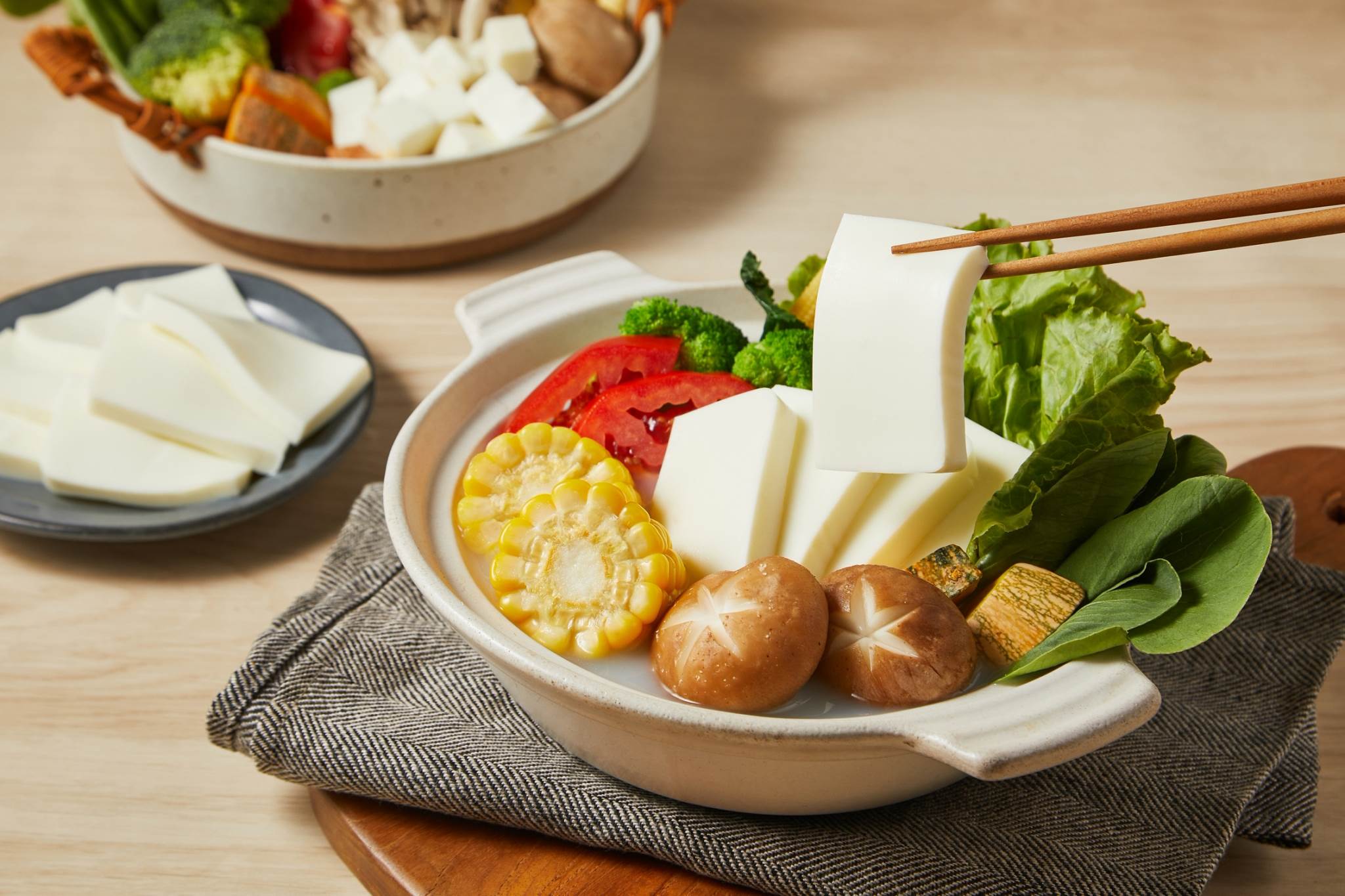 除了直接食用，勤億蛋品的Go Power蛋白片極高的「百搭」特性，加入暖暖的火鍋正當時。（圖／勤億蛋品科技提供）