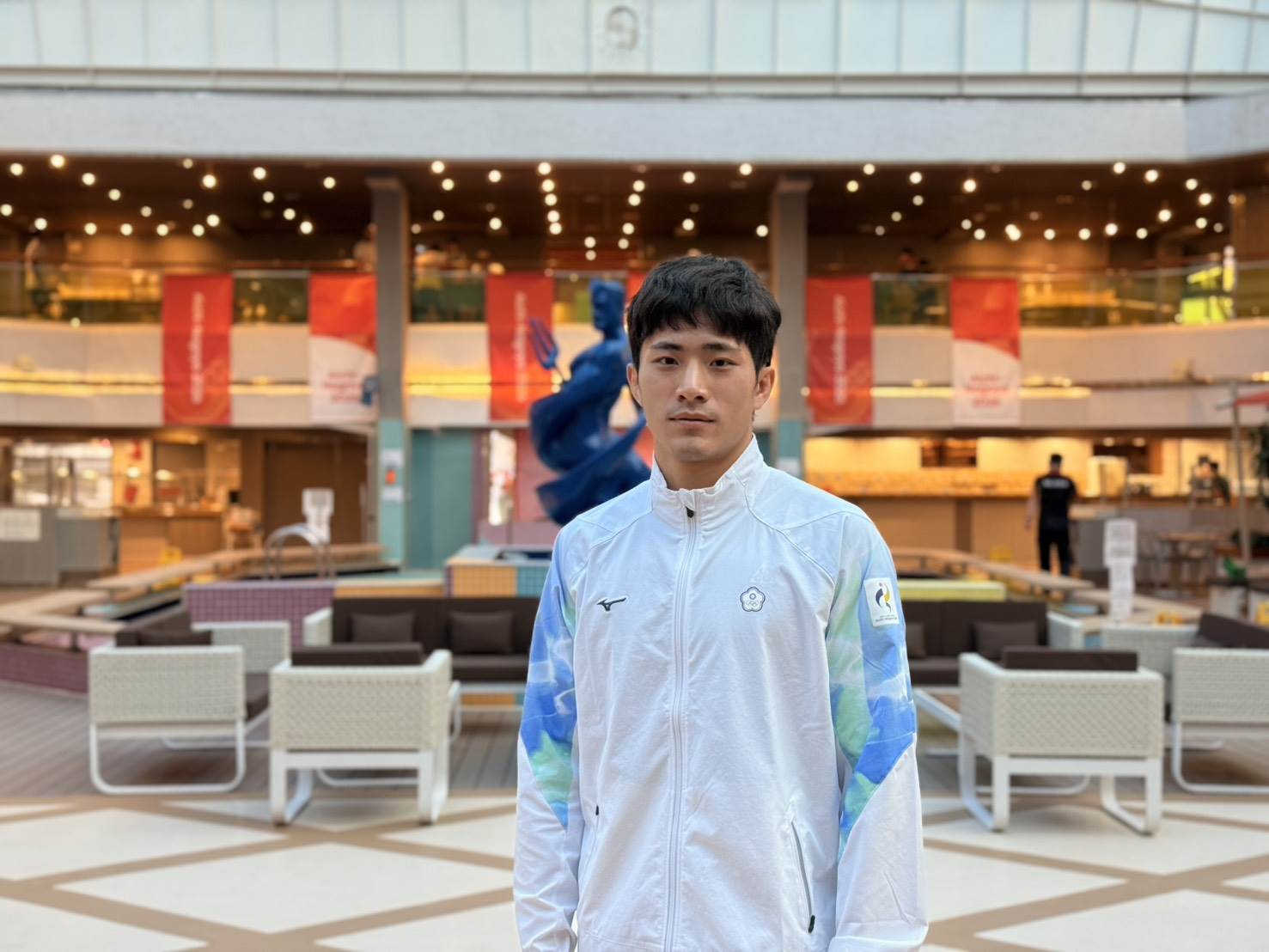 男子掌旗官_散打選手張煥宜1