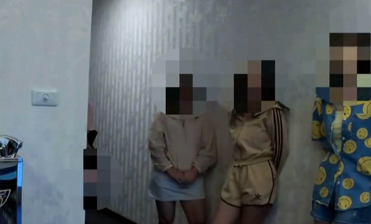 #1_Channel 3---2026_09_26---17_00_40---H264  8 bit---204---split002.mp4_snapshot_02.10.651