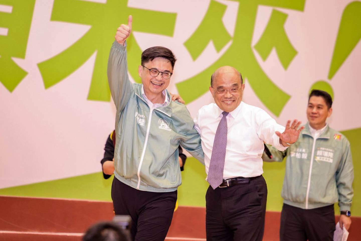 賴瑞隆與蘇貞昌。