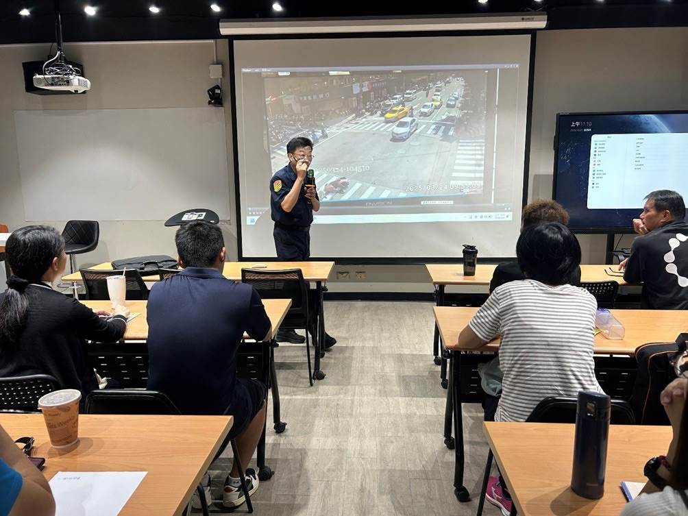 本次研習透過實務案例與法規剖析，增進教師對日常用路安全的重視。（圖／基隆市政府提供）