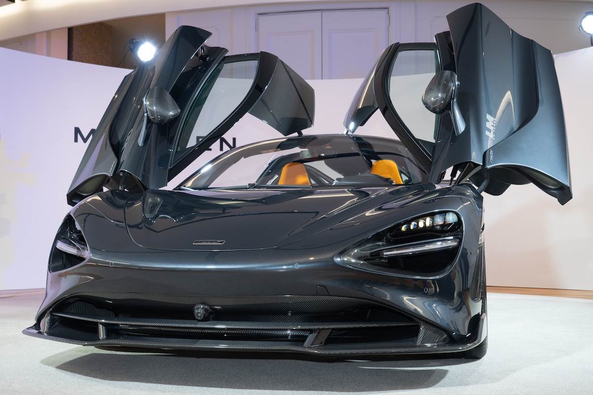 750S Le Mans換上尺寸更大的碳纖維前下擾流。(圖/林昱丞攝影)