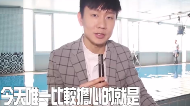 JJ水中拍封面照 最擔心的竟然是這個!