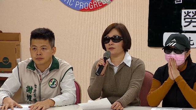 日站11小時！櫃姐控百貨規定蹲坐罰五百