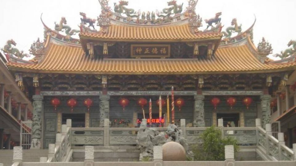 現世報!土地公廟偷香 婦人秒跪求原諒
