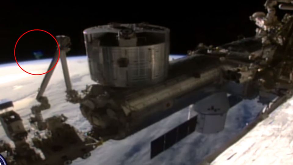 【影片】神秘「馬蹄型」現蹤 NASA直播詭異斷訊?