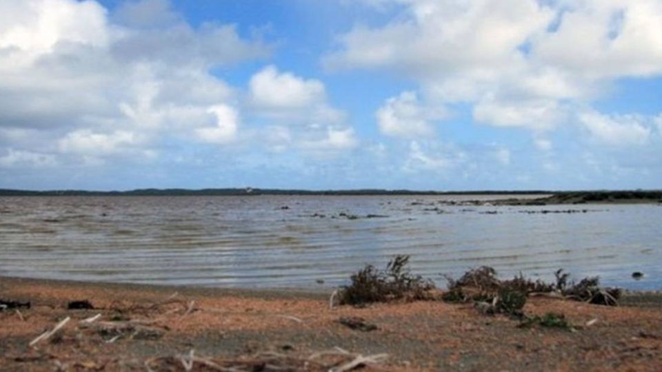 澳洲版「菊湖」傳說! 沒人知道水從哪裡來