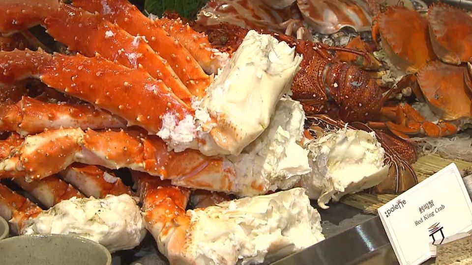 史上最貴buffet遭轟！ 美福龍蝦吃到飽「變限點」