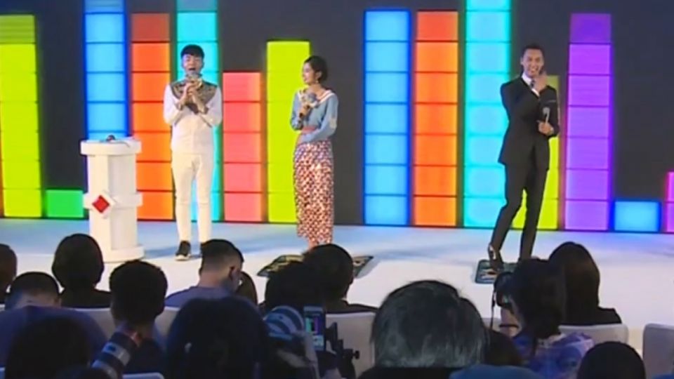 電影節搶曝光 藝人花招盡出唱跳搞噱頭