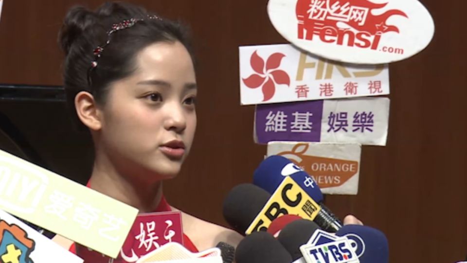 歐陽娜娜自曝 影迷面對面說「白癡」