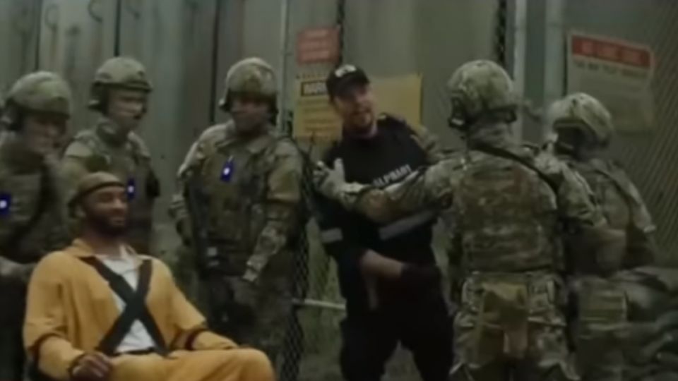 「反派」變英雄 自殺突擊隊顛覆