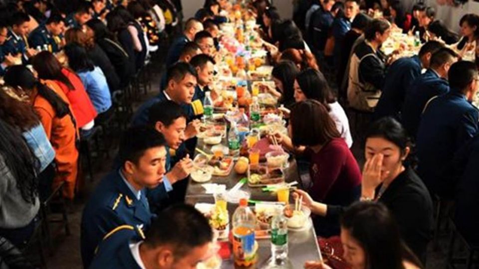 超大陣仗!軍營這樣辦聯誼 200多位「佳麗」任君挑