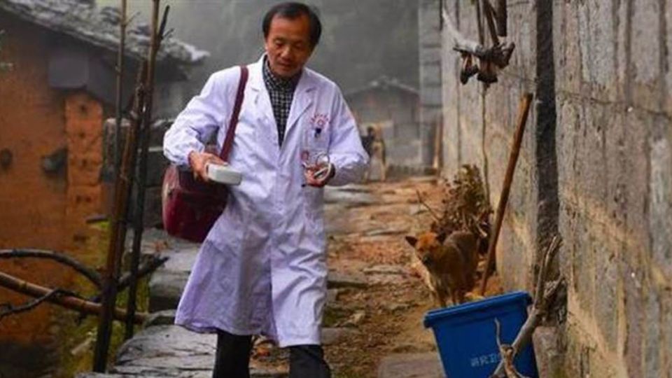 老人健康守護神! 高山留守醫36年穿破200雙鞋
