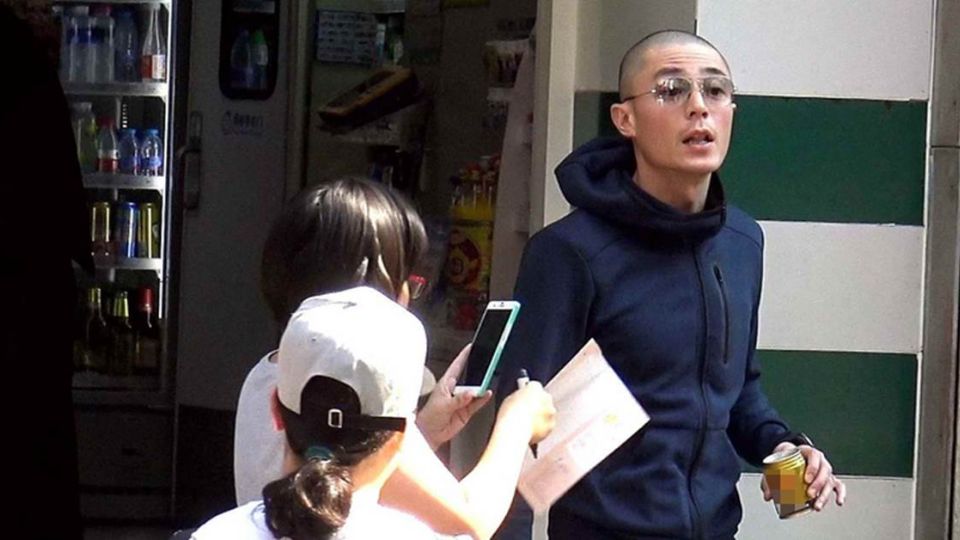 霍建華受夠狗仔跟拍 拍戲空檔爆氣開罵「拍夠了嗎？」