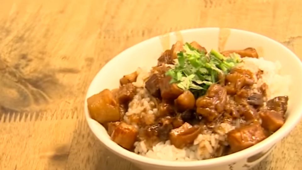 沒錢吃飯老闆送暖！ 滷肉飯+魚丸湯免費吃到飽