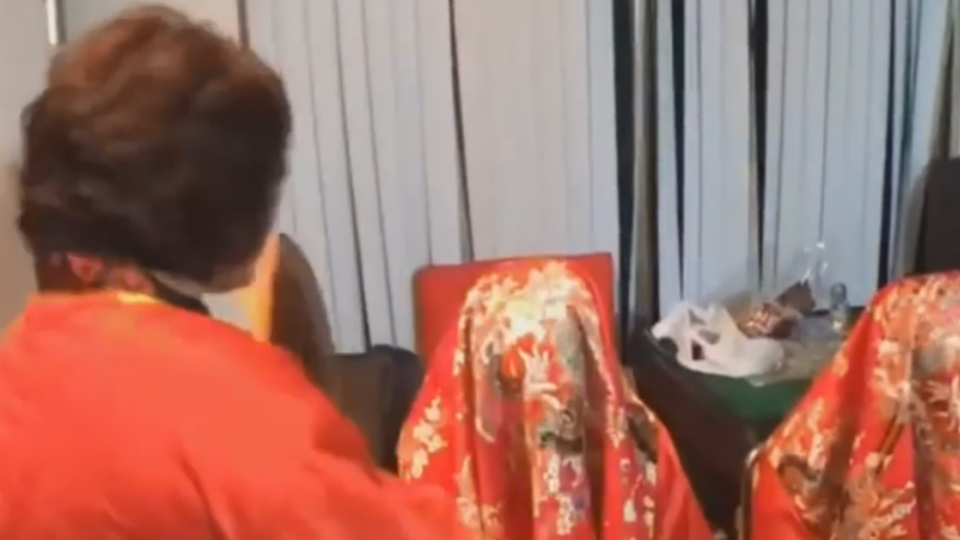 蔡阿嘎迎娶「點秋香」 掀頭巾挑錯新娘