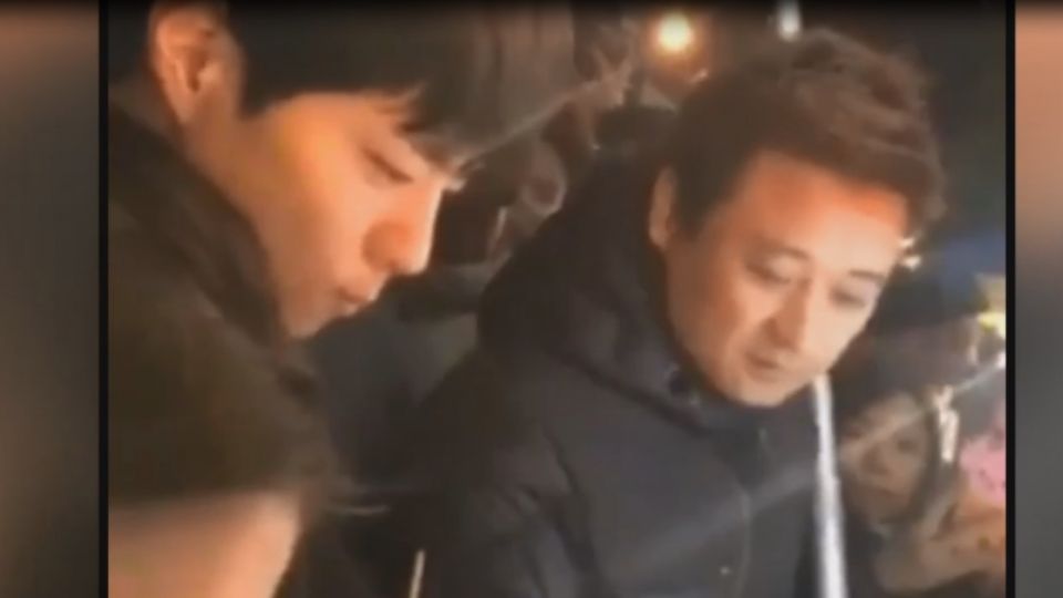 朴寶劍抵台 驚喜現身士林夜市嚐美食