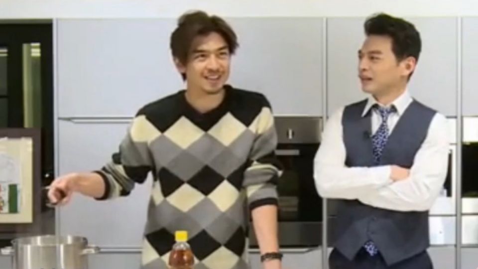 陳柏霖示範年菜 洩口風做菜給女友吃