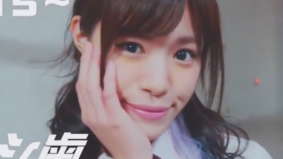 日本女孩最夯POSE 廣告回顧拍照姿勢進化史