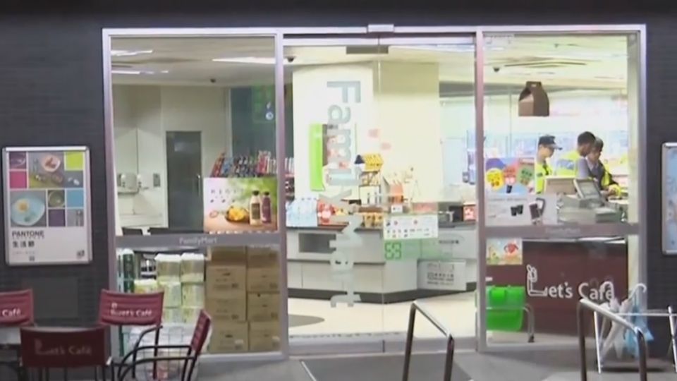 科博館前超商遭搶!匪亮30cm刀 洗劫女店員6千
