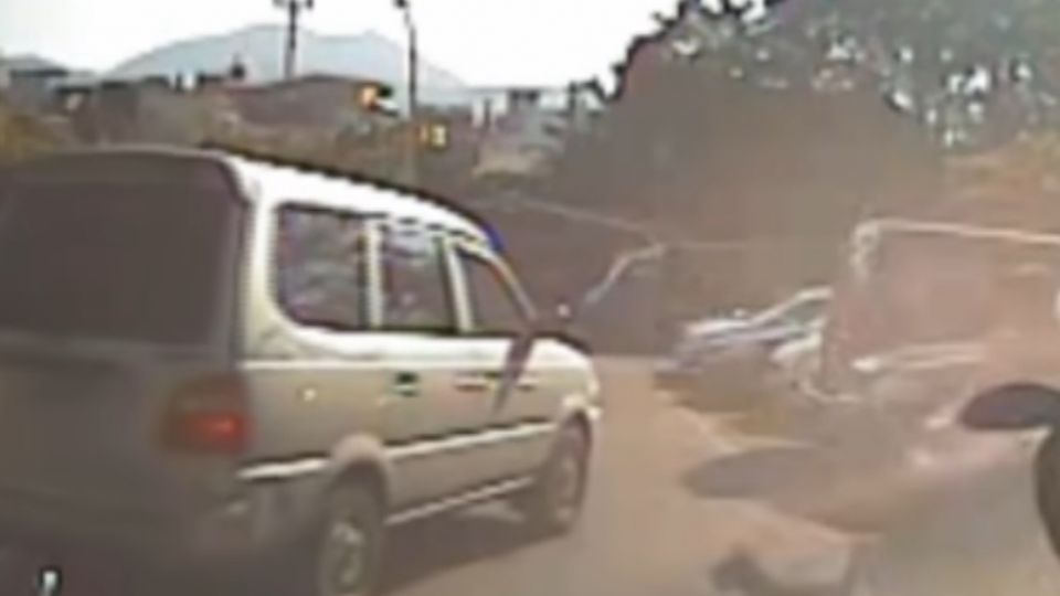 這我先排的車位！ 金山老街搶車位爆口角