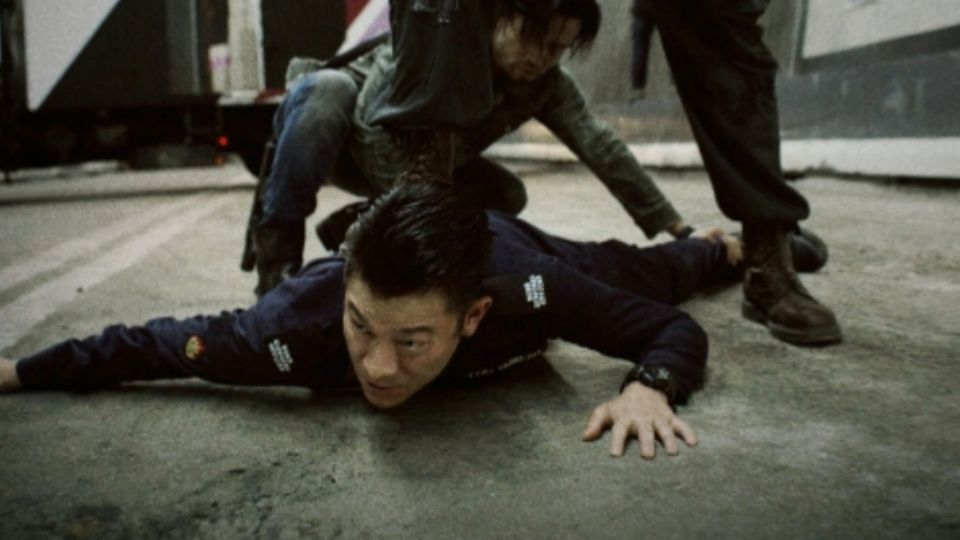 受傷前劉德華拍「拆彈」 敬業！割傷見血堅持上陣