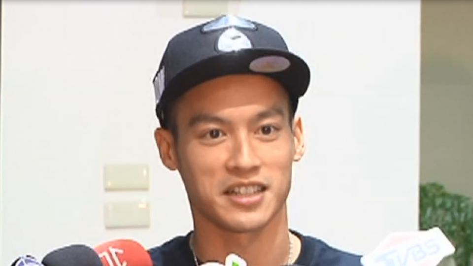 打心酸！許孟哲當選冰球國手 機票錢自掏腰包