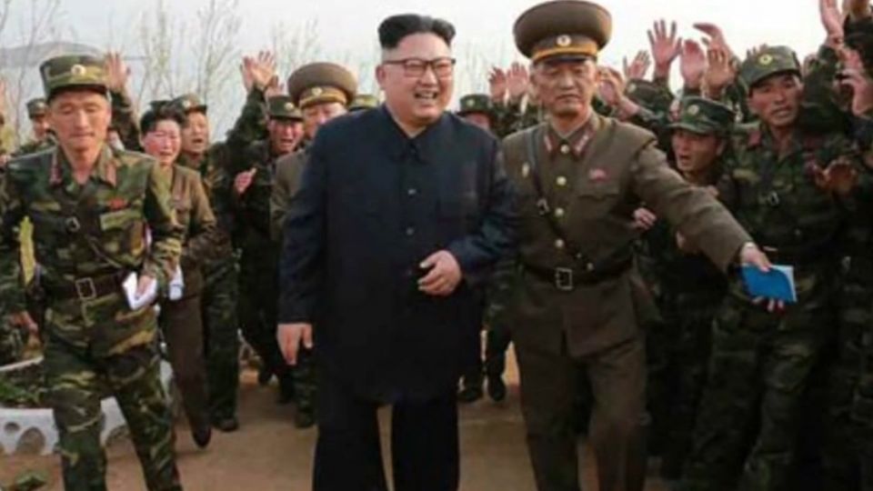 南韓大選在即 金正恩視察前線、大媽激動淚