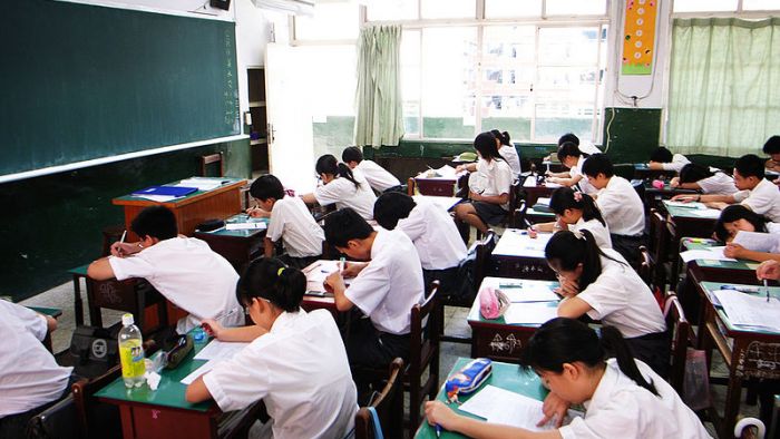 自虐青春！他揭露國中生「省錢妙招」 網驚呆：我好奢侈