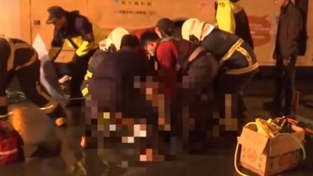 【更新】遭輾爆頭！女研究生死後9天 手機傳訊「左眼腫痛」6密友嚇壞