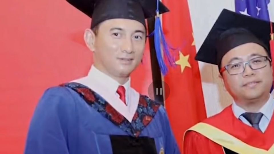 吳奇隆北京大學畢業 砸410萬獲碩士證書