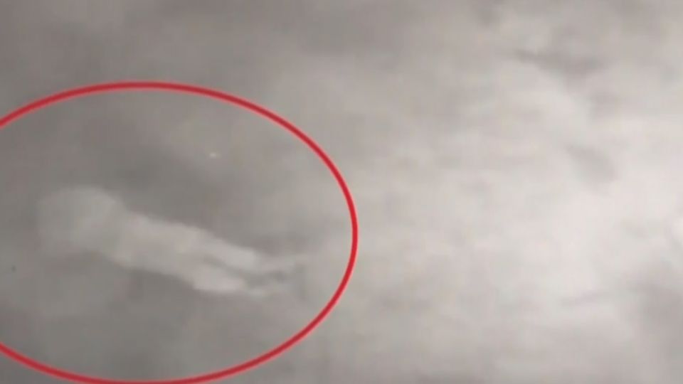 翁半夜翻牆進校園 爬樓梯不慎摔倒死亡