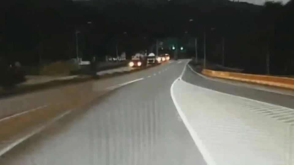 趕不走瞌睡蟲！ 貨車司機疲駕撞對向混凝車